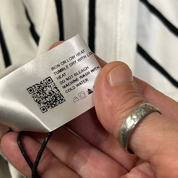 Cider Medium Top Pair NWT Summer Vacay Vibes 🏖️🚢 - Picture 6 of 11